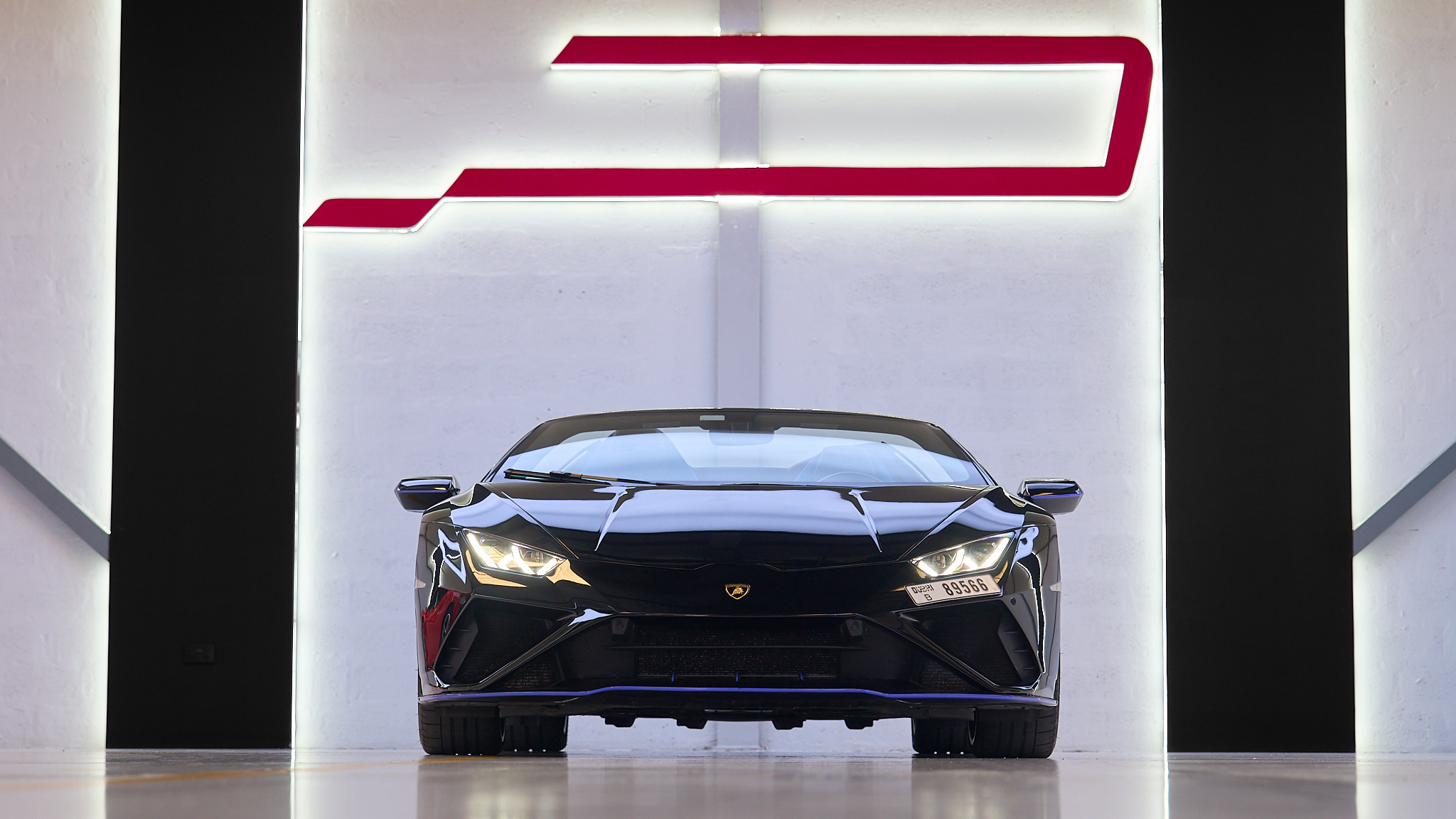 Lamborghini Huracan Evo Spyder Dark 3