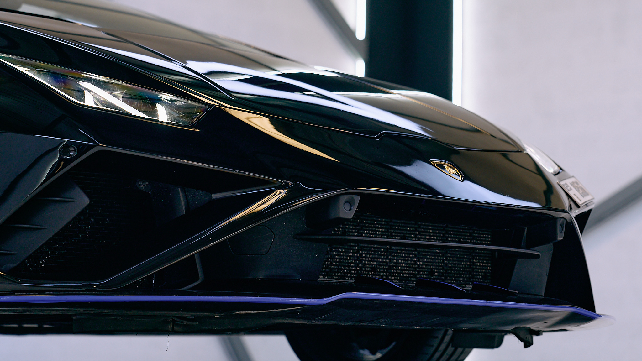 Lamborghini Huracan Evo Spyder Dark