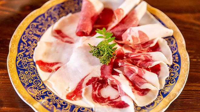 Katatsumuri Restaurant Reservations | Gifu