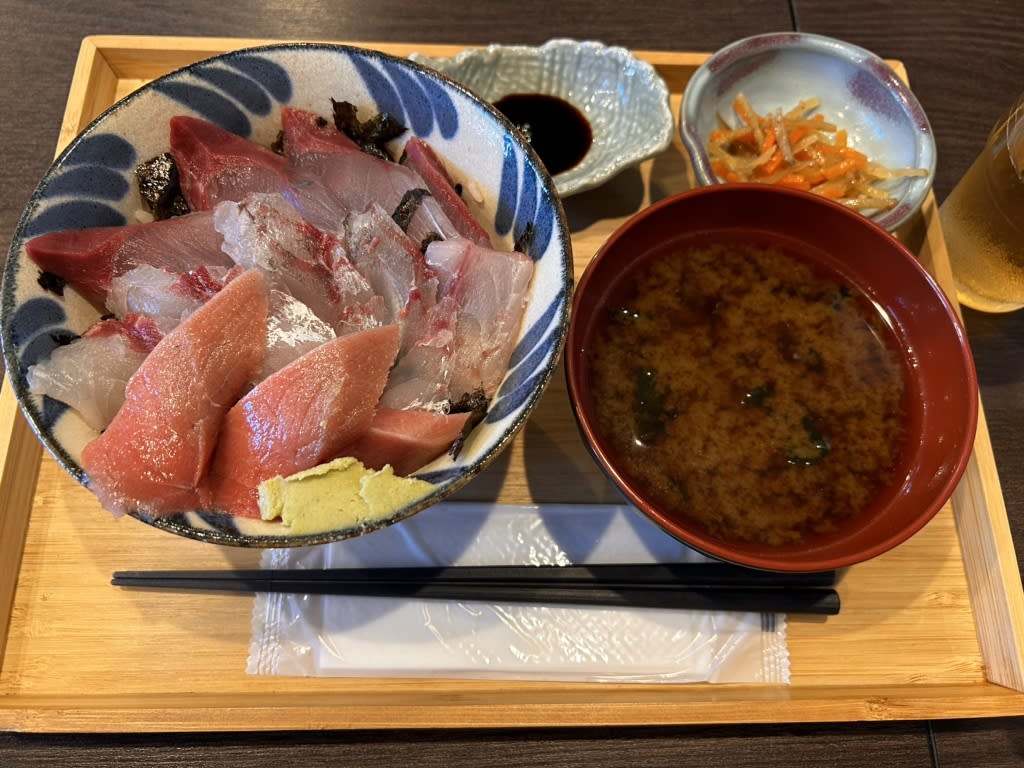 Kashiwajima Village Restaurant Reservations | Otsuki, Kochi