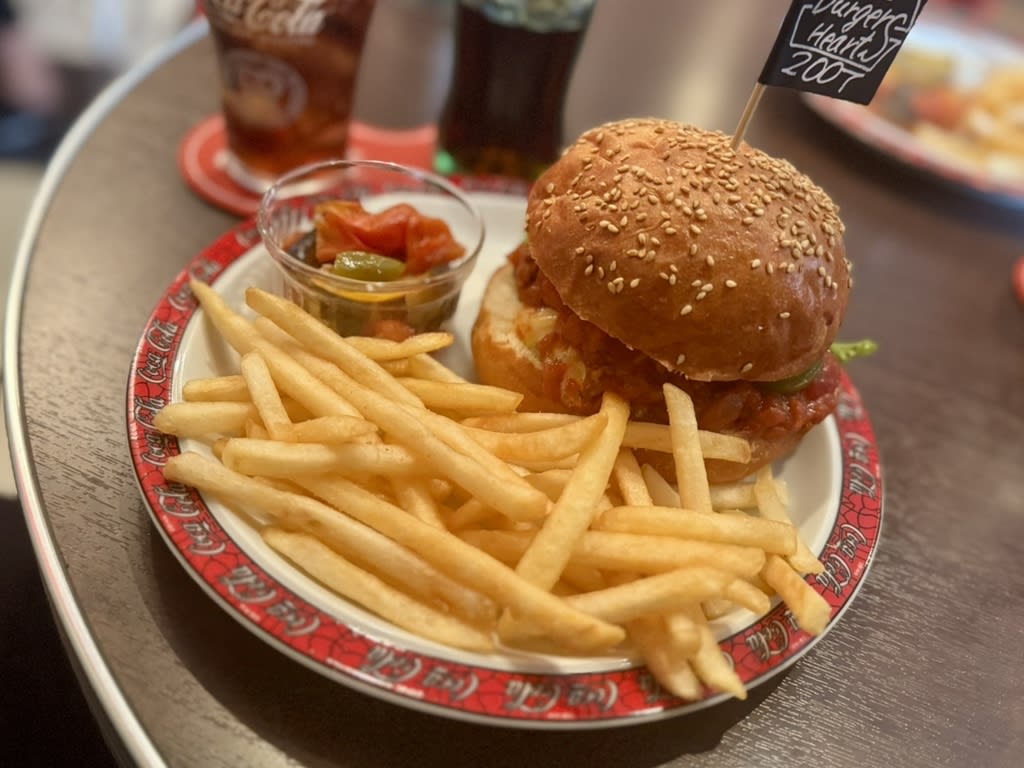 The Burger Hearts Restaurant Reservations | Iwate, Japan (Ofunato)