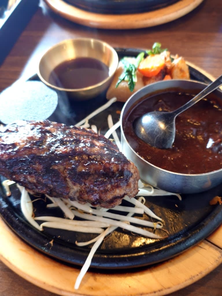NikuYakiTei Charcoal Grilled Hamburg Restaurant Reservations | Tsukuba, Ibaraki