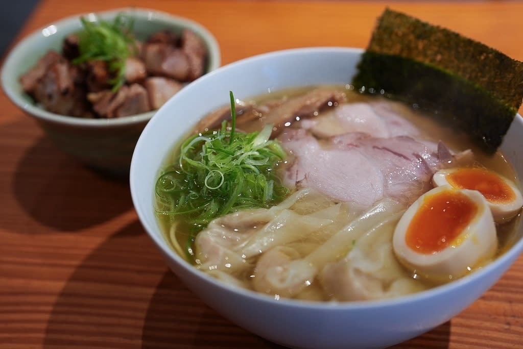 Clam Ramen Restaurant Reservations | Kakamigahara, Gifu