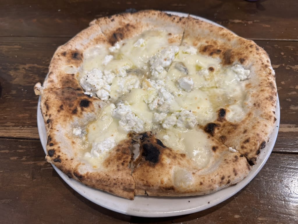 Pizzeria Gonza Restaurant Reservations | Gujo, Gifu (Shiratori)