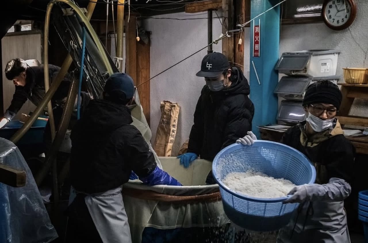Toyokuni Sake Brewery Tasting Tour | Aizubange, Fukushima