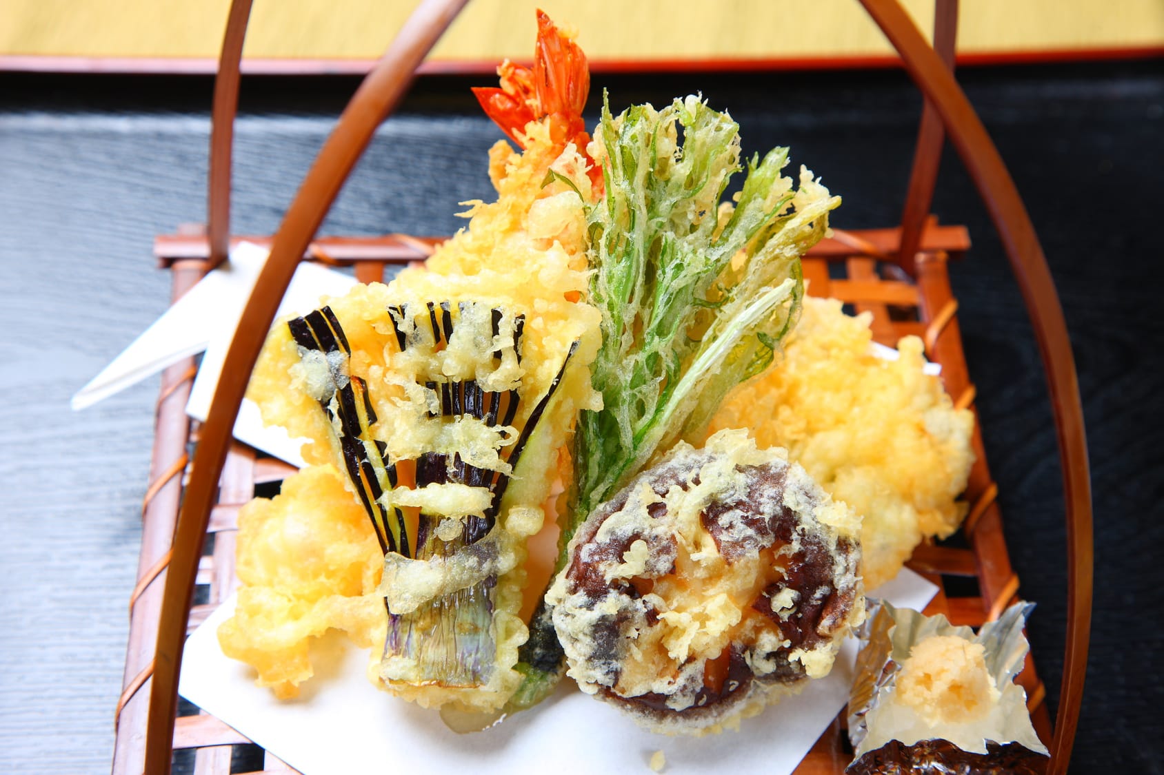 2024 Michelin Osaka Tempura Restaurant : Tempura Kozaki (Bib Gourmand)
