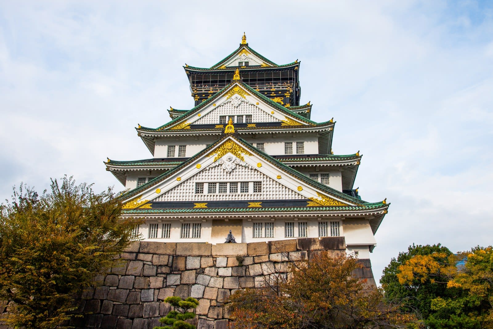 Things to do and eat in Osaka Castle