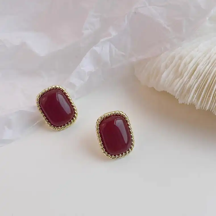 High-end vintage French wine red silver stud earrings