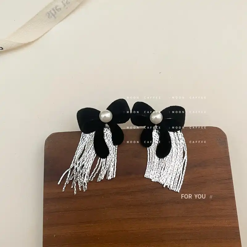 925 silver needle heavy industry light luxury French flocking black flower bow earrings