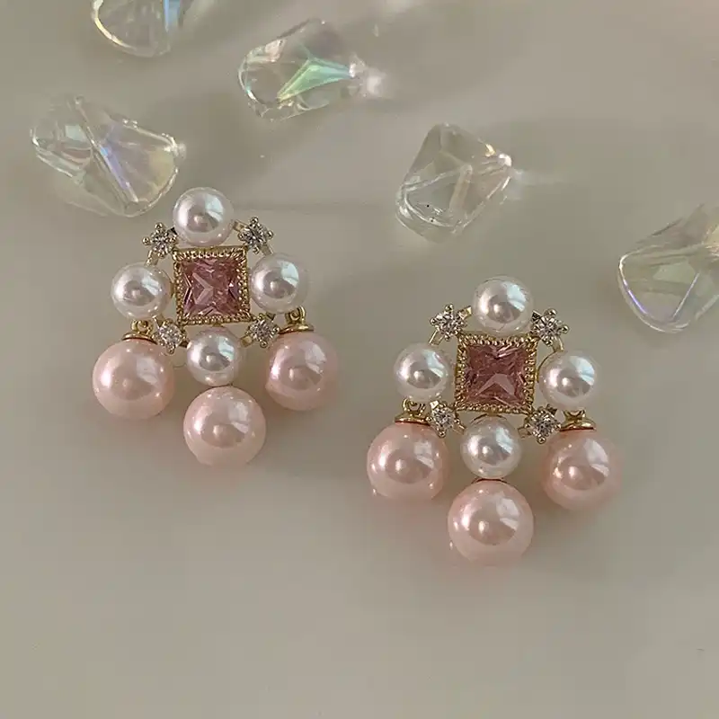 Palace style light luxury pink pearl earrings high-end earrings wholesale