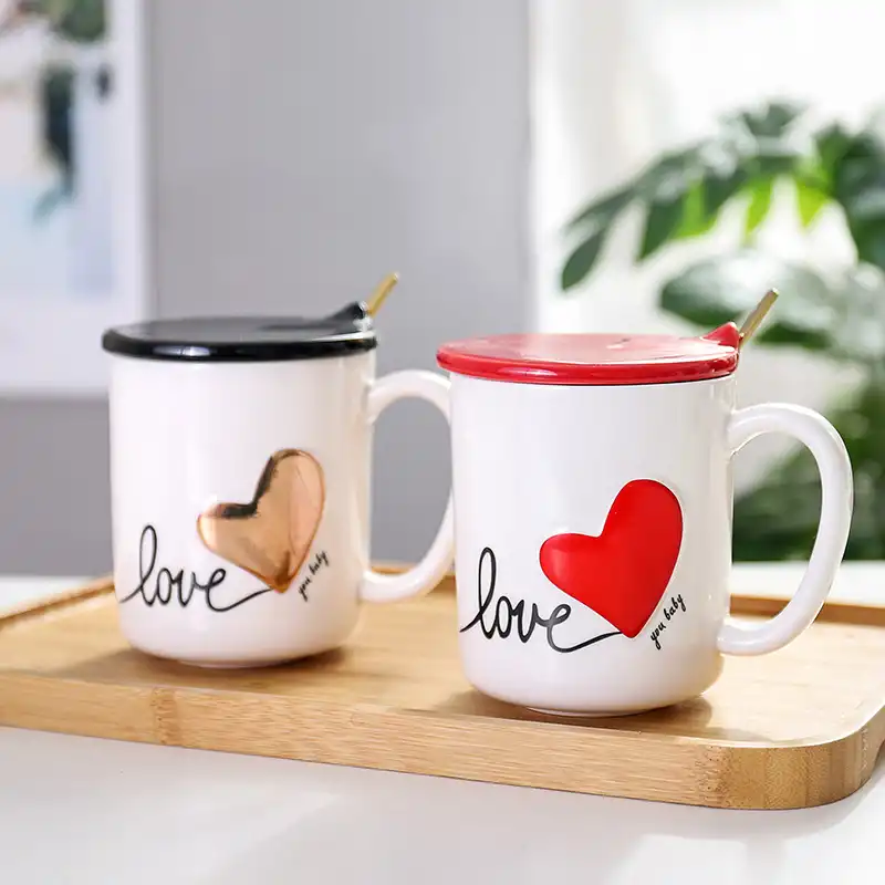 Creative peach heart drawing gold ceramic cup with lid and spoon