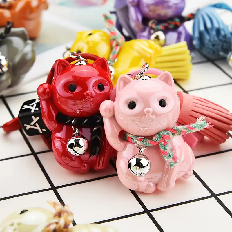 Cute lucky cat keychain