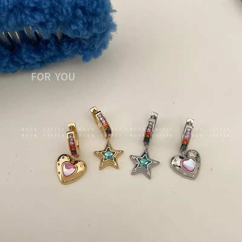 European and American ins retro asymmetrical cat's eye zircon love five-pointed star earrings