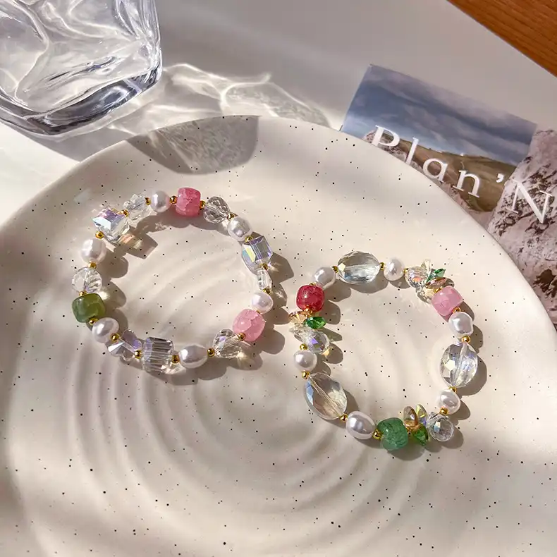 Korean Fashion Crystal Bracelet Women Strawberry Rose Hibiscus Pearl Crystal Ball Bracelet