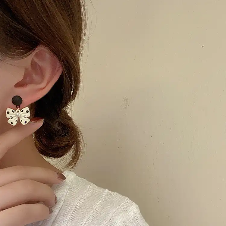 Cute Polka Dot Bow Knot Spray Paint Earrings Women Korean Versatile Fashion Stud Earrings