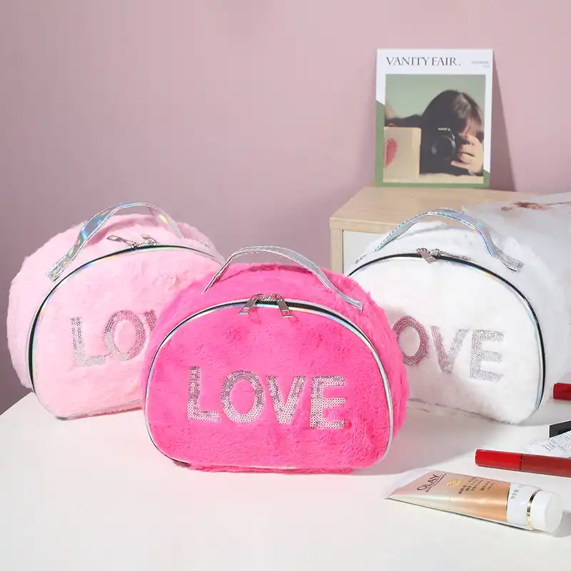 Shell-shaped plush storage bag travel portable toilet bag