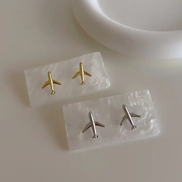 Metal Airplane Stud Earrings Female Personality Simple Temperament Fashion Earrings