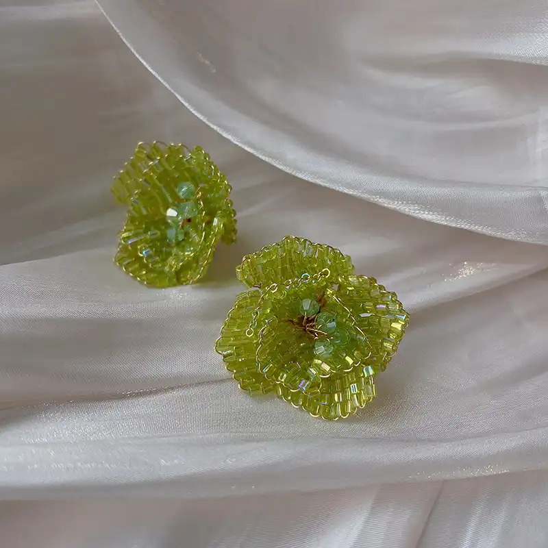 Retro Green Handmade Beaded Flower Stud Earrings Female Earrings Versatile Ear Jewelry