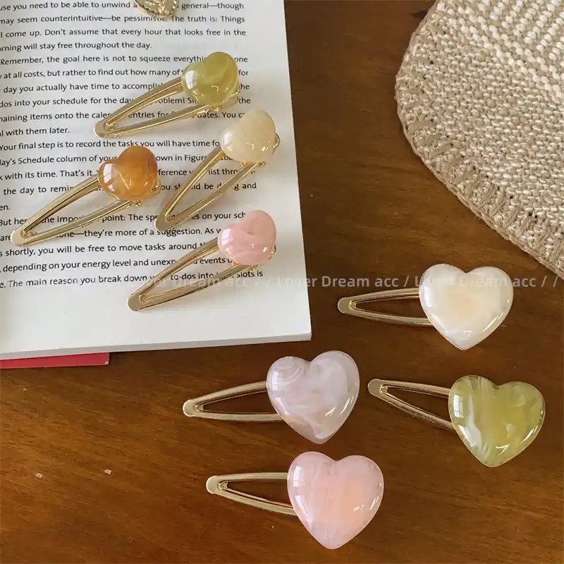 Korean version color pink heart hollow duckbill clip hair clip hair accessories