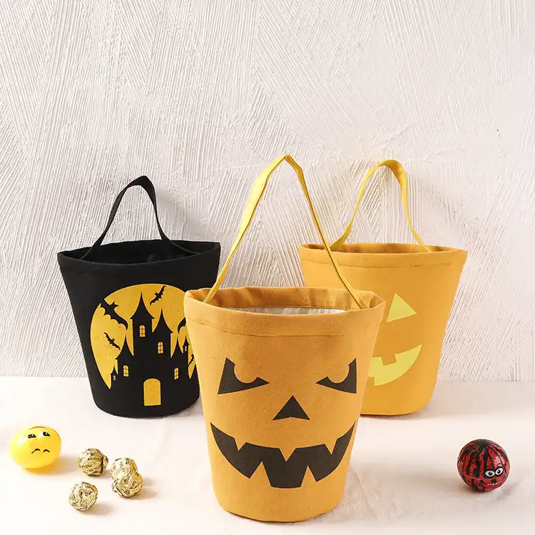 Halloween candy bucket cotton candy bag portable cartoon canvas bag