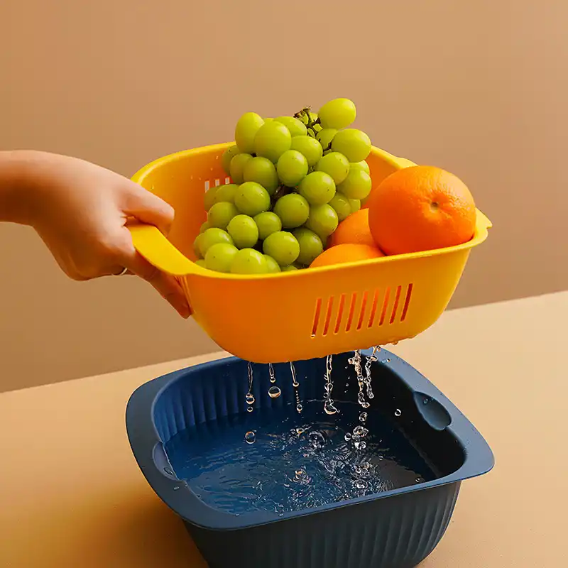 Plastic double-layer vegetable washing basket and drain basket