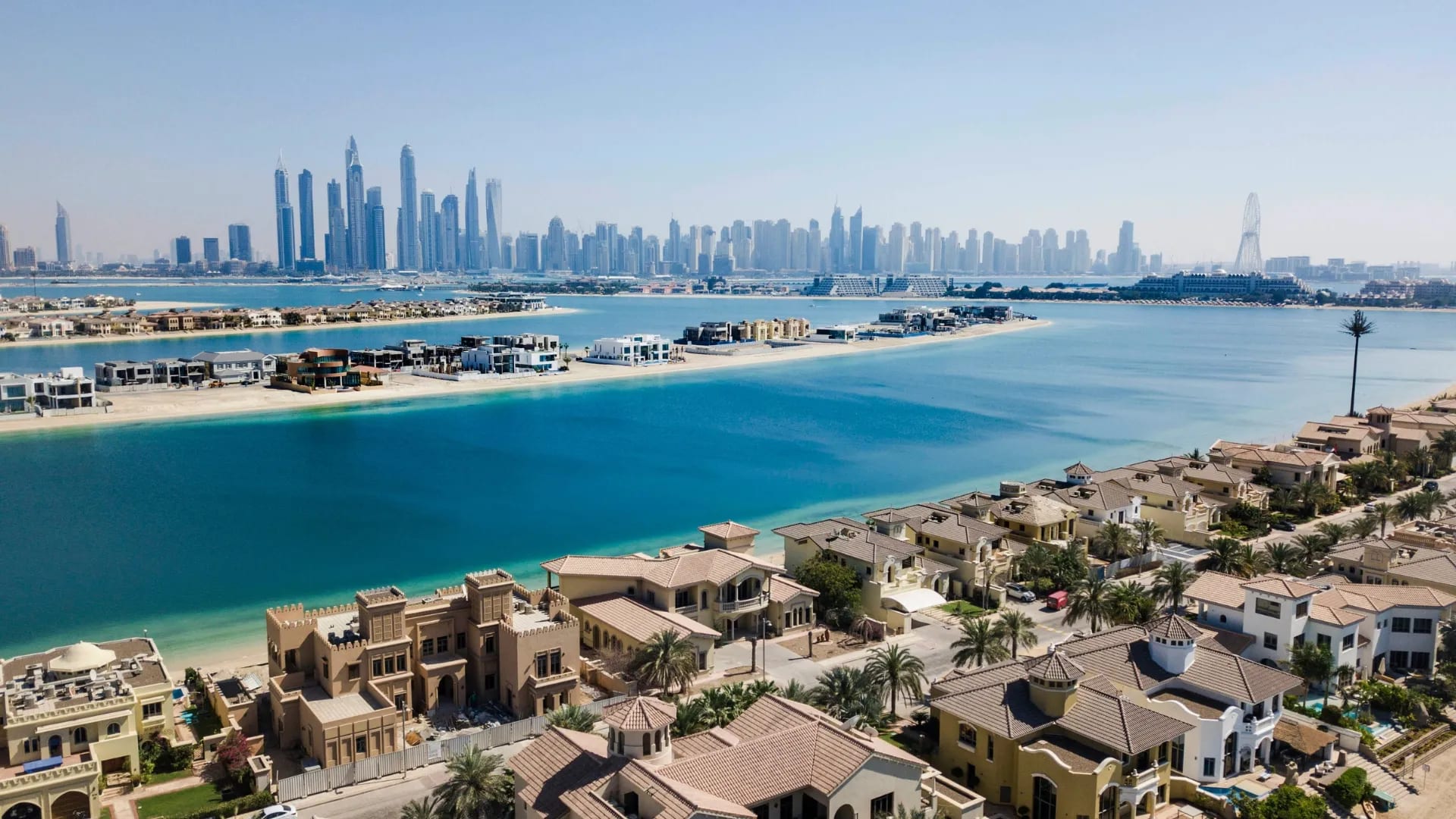 Why Waterfront Is The New Trending Lifestyle Choice In The UAE