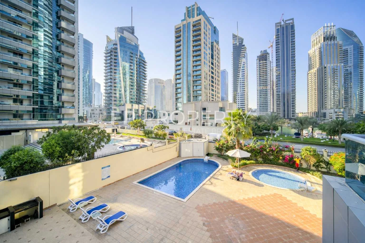 Studio -Spacious -Upgraded - Bright- Pool View-VOT