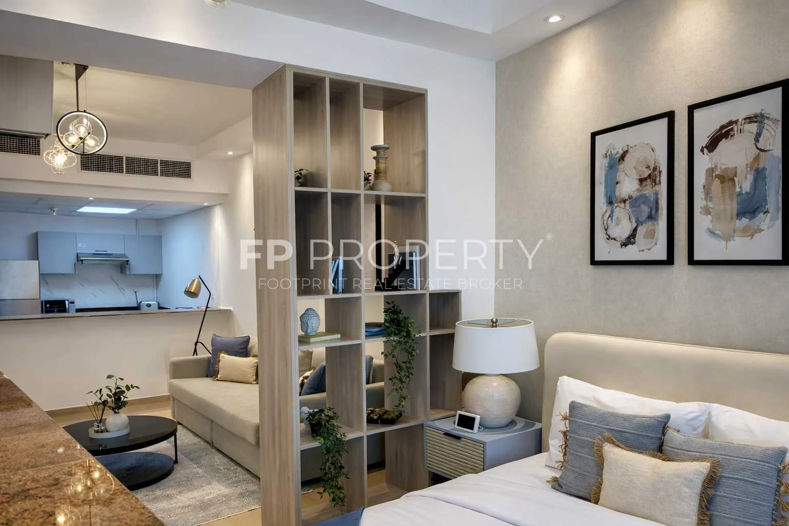 Studio -Spacious -Upgraded - Bright- Pool View-VOT
