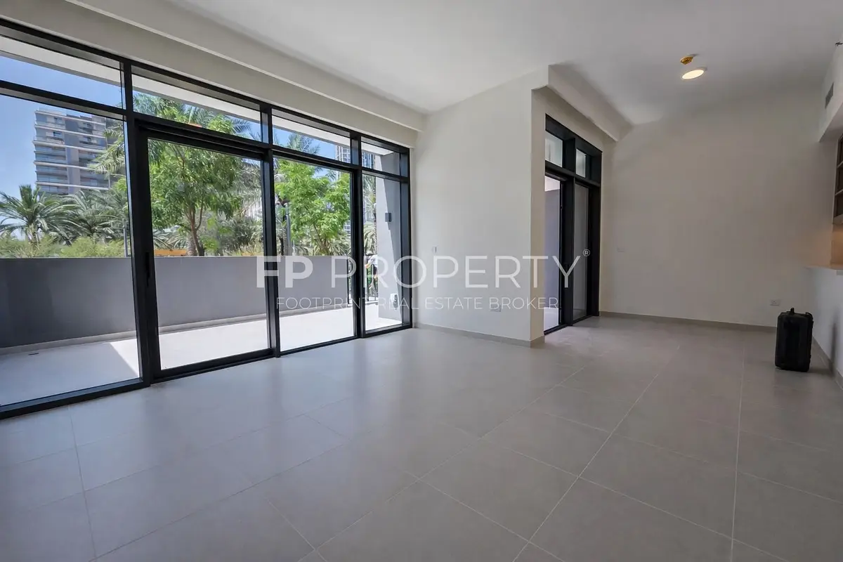 Modern 2-Bedroom Unit | Maids Room | Private Garden | Park View