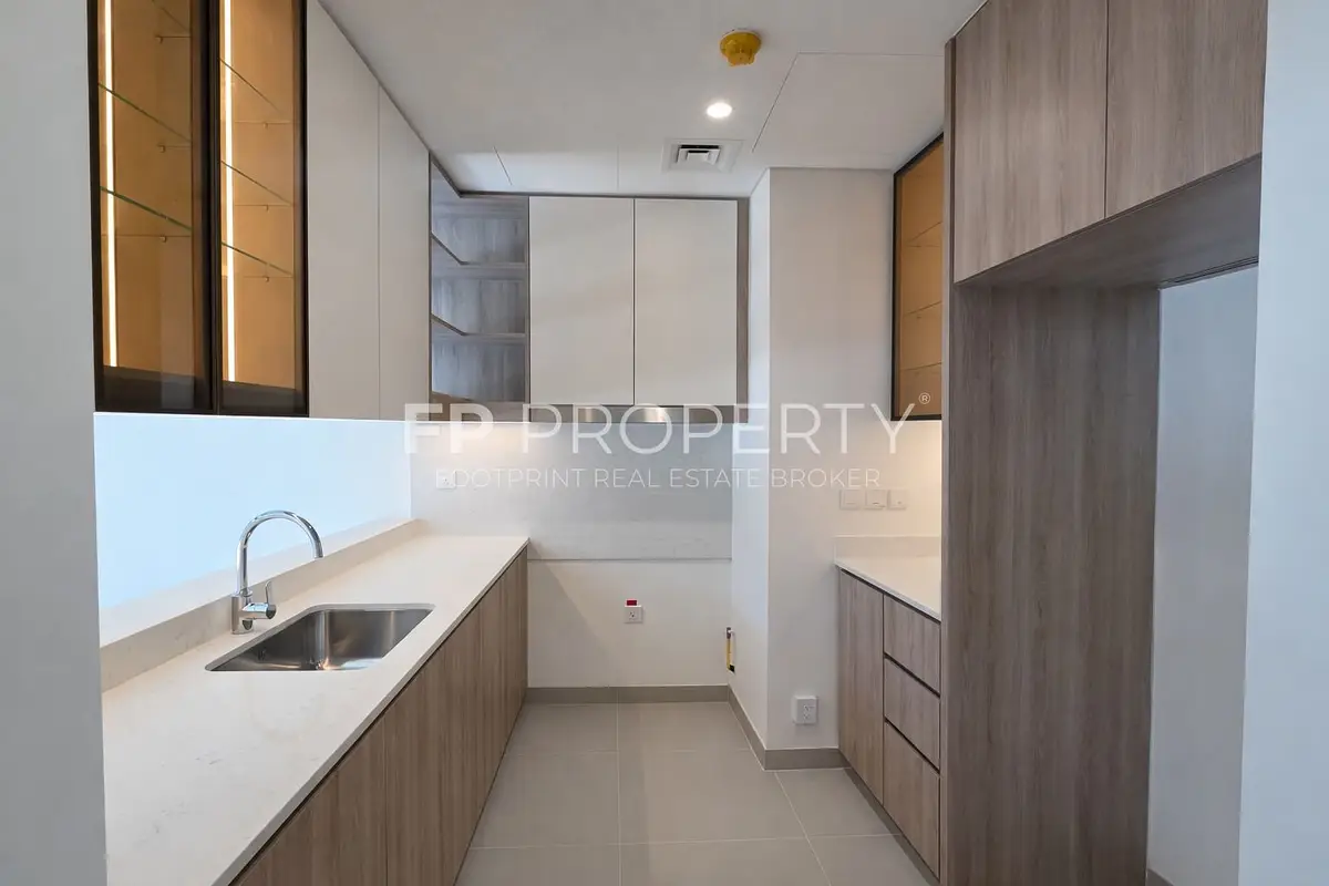 Modern 2-Bedroom Unit | Maids Room | Private Garden | Park View