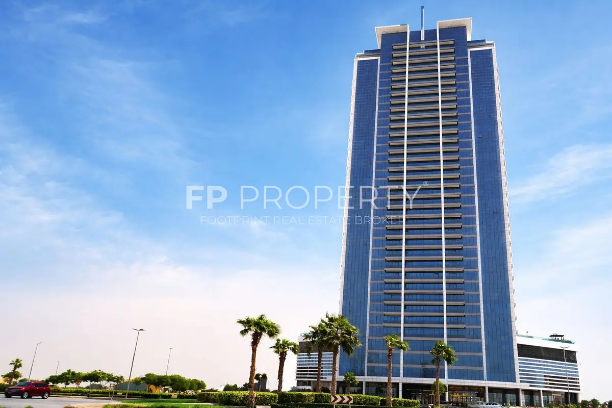 Large 1 Bedroom | Higher Floor | Ready