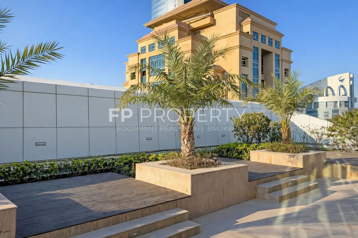 Unfurnished Studio- Spacious- JLT-Cluster J-Yearly