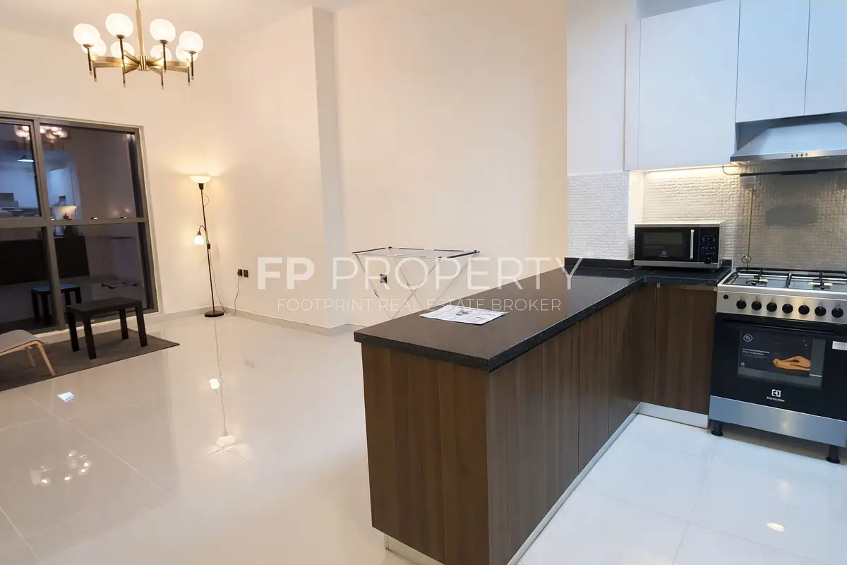 Bright 2BR- Spacious Apartment-Kitchen Appliances