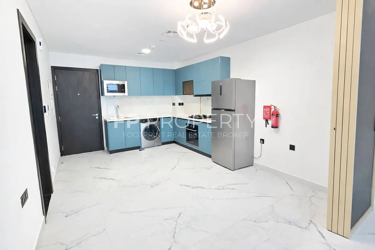 1BR- Fully Furnished-Higher Floor-Ready To Move In