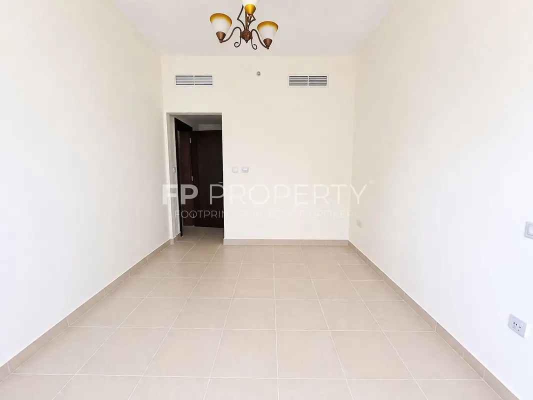 Golf course view | Chiller free | Mid floor