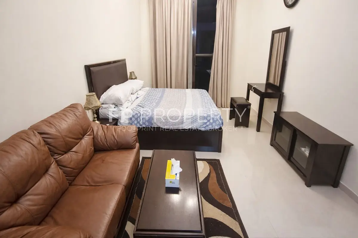 Furnished | Bright unit | Monthly Option Available