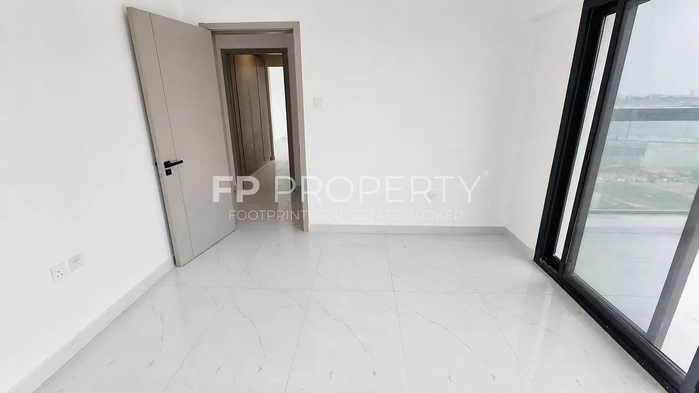 Brand New | Negotiable price | Near Metro