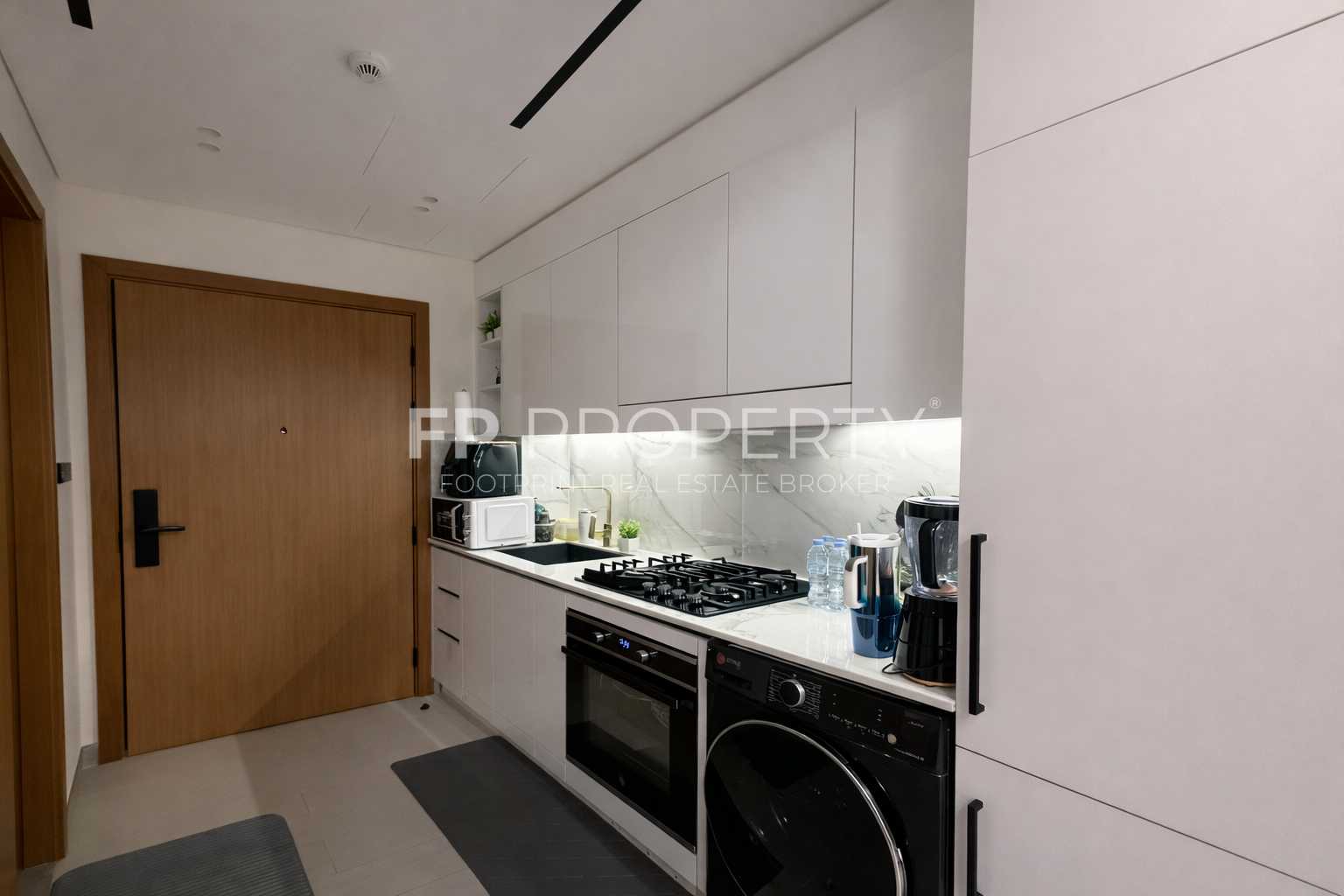 Furnished | Amazing Layout | Tenanted