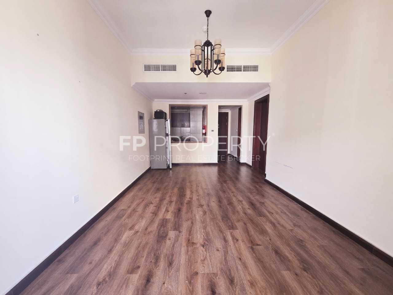 Chiller Free | Mid Floor | Rented unit