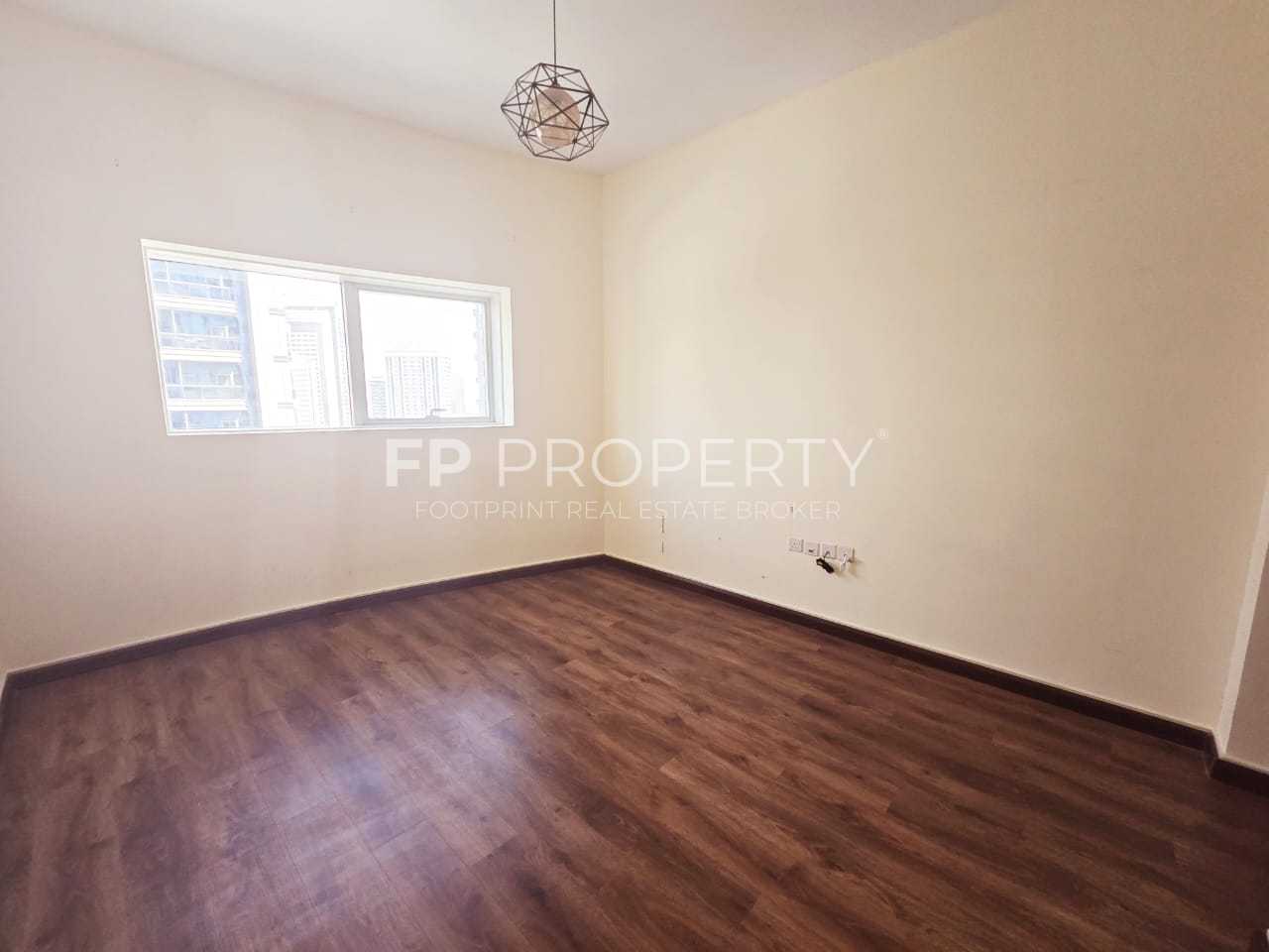 Chiller Free | Mid Floor | Rented unit