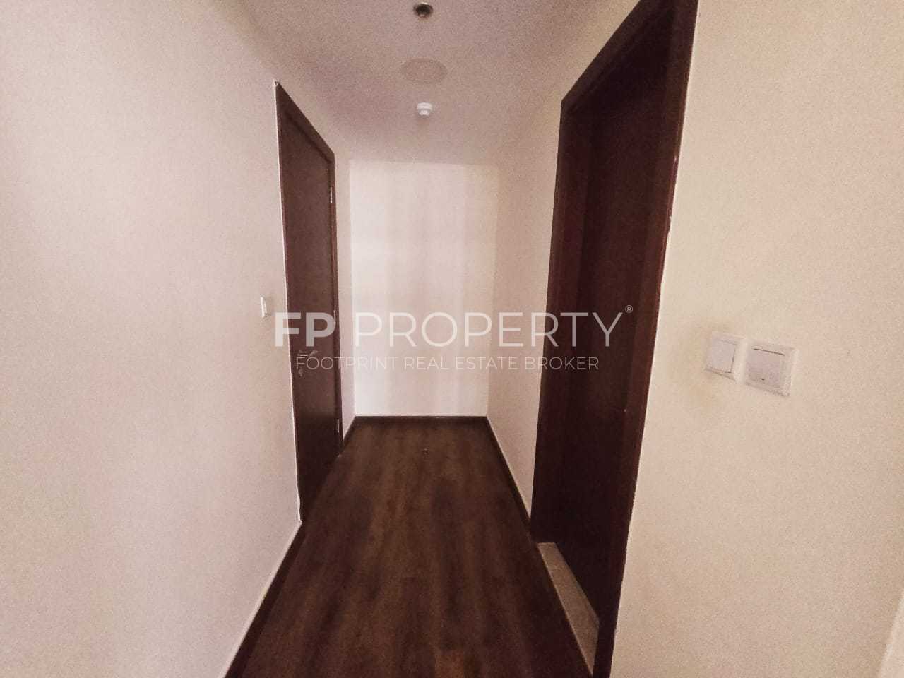 Chiller Free | Mid Floor | Rented unit