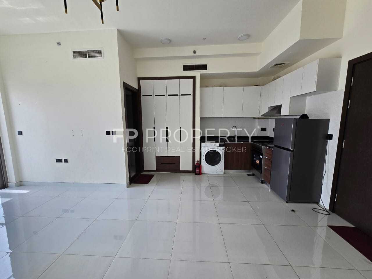 Middle Floor | Outside view | Rented unit