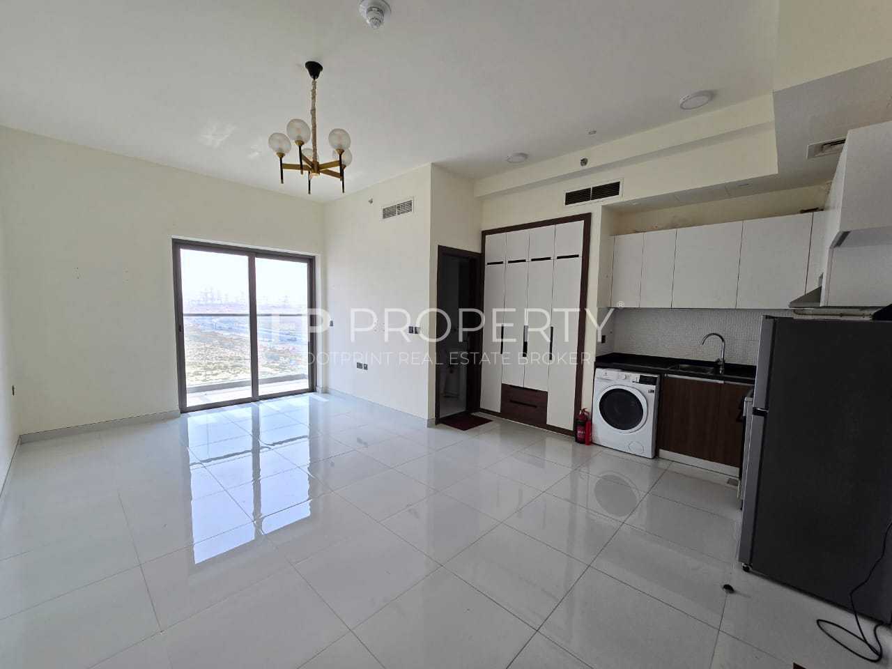Middle Floor | Outside view | Rented unit