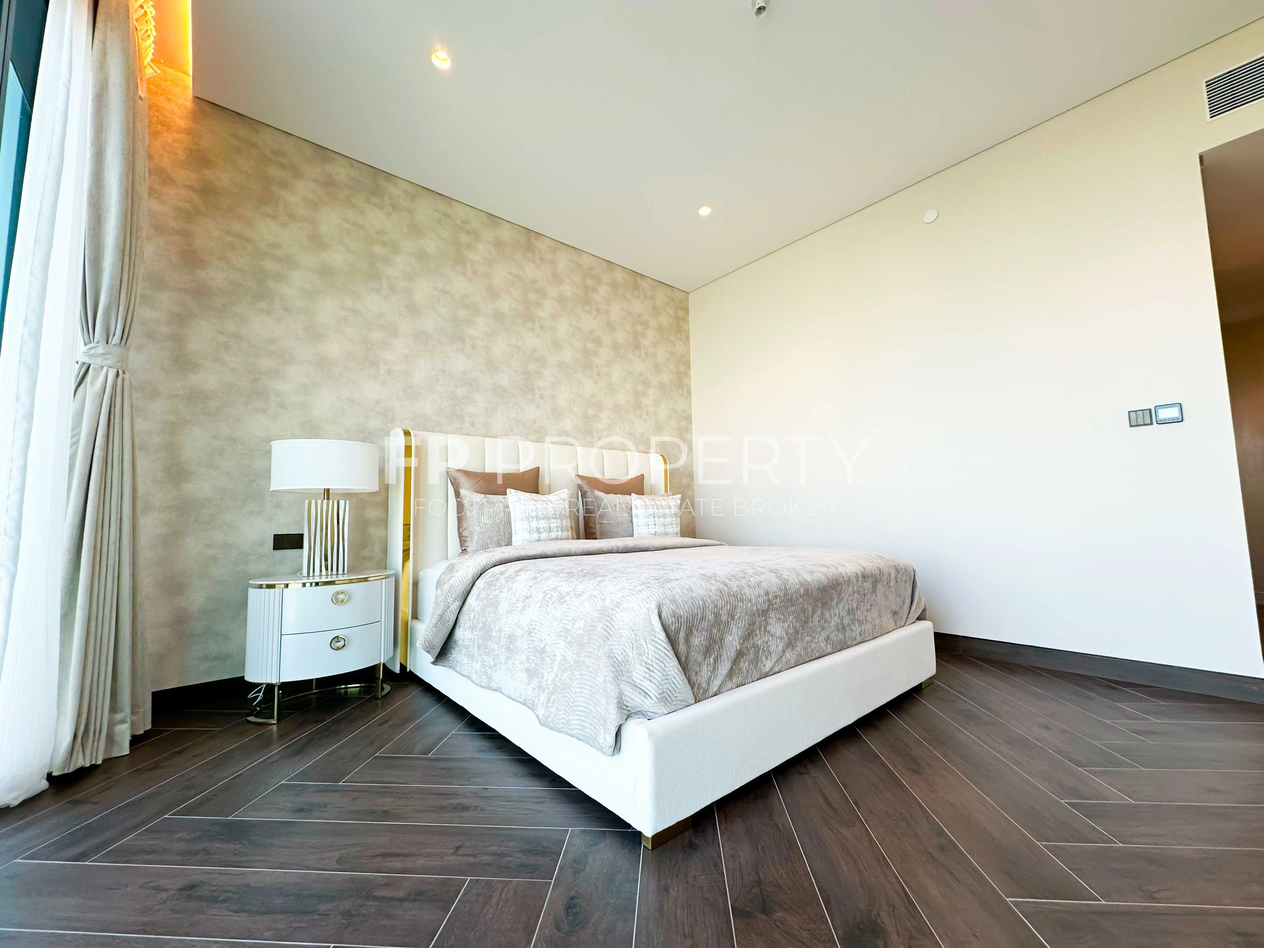 Elegant 2BR with Premium Furnishings | Rented Unit | Direct Zabeel Park & Dubai Frame View