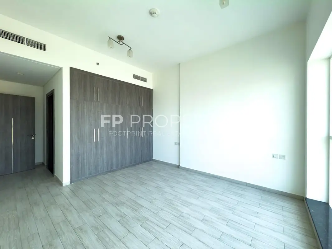 Best Priced 1BR | Burj Al Arab View | Prime Investment