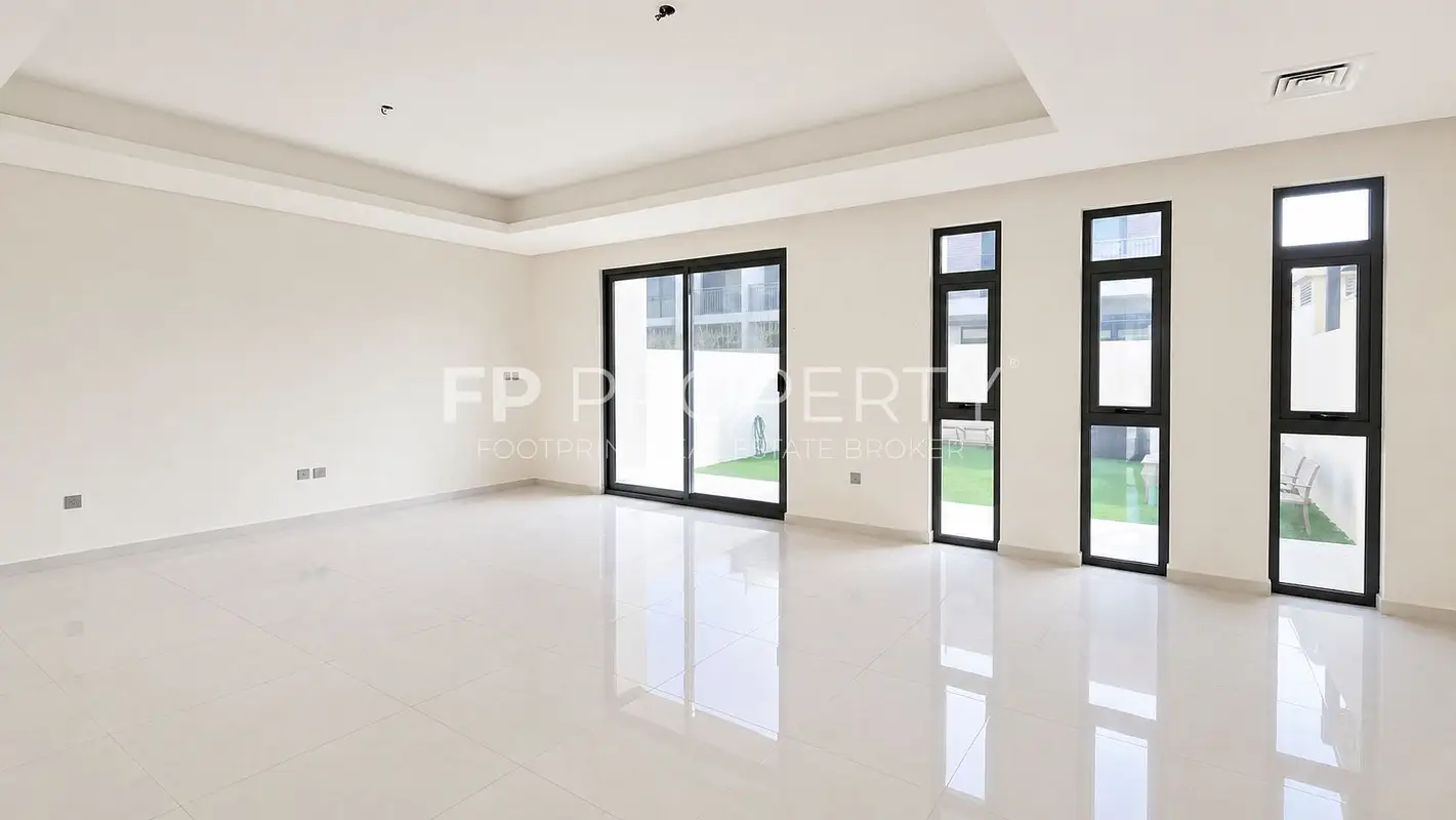 Large 3 Bed | R2M Type | Bigger Plot | Maids room | Vacant