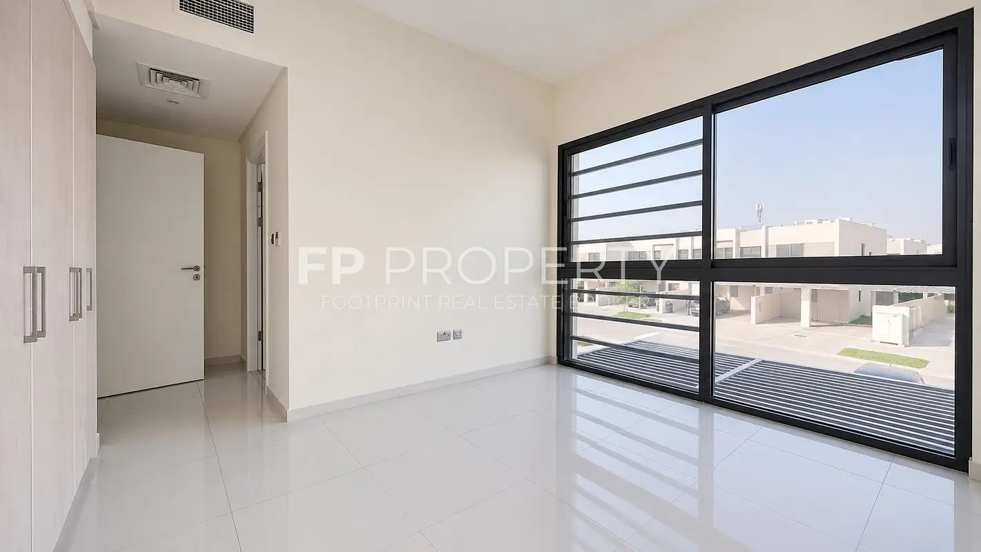 Large 3 Bed | R2M Type | Bigger Plot | Maids room | Vacant
