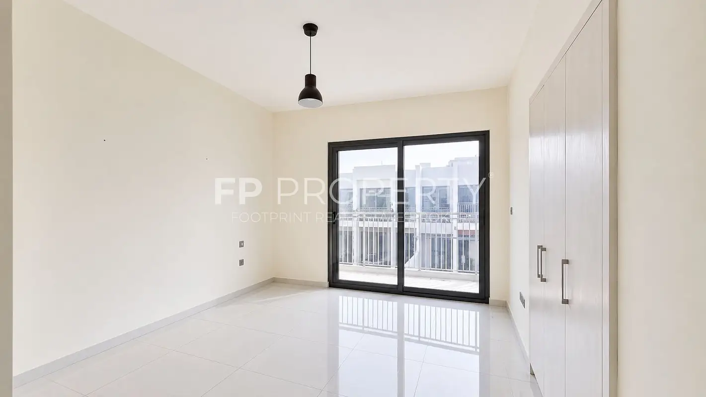 Large 3 Bed | R2M Type | Bigger Plot | Maids room | Vacant