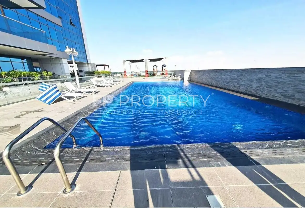 Pool View | 1 bedroom | Full Glass window | Rented