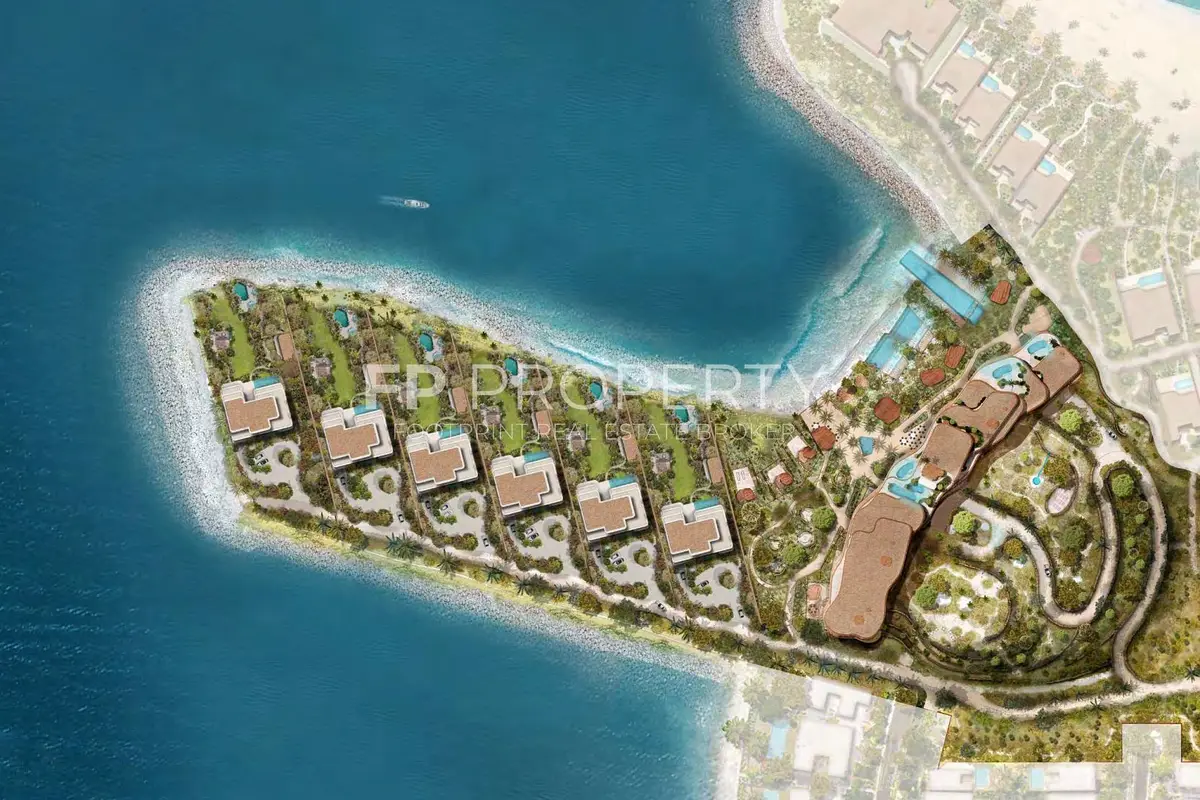 7 Bedroom Oceanfront Mansions | Just 6 Exclusive